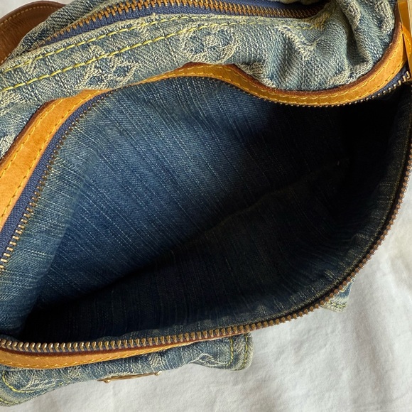 Louis Vuitton Vintage Denim Baggy PM - Picture 9 of 11